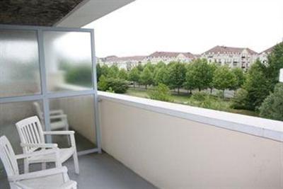 фото отеля Antipodes Resort Marne La Vallee