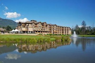 фото отеля Executive Suites Garibaldi Springs Resort