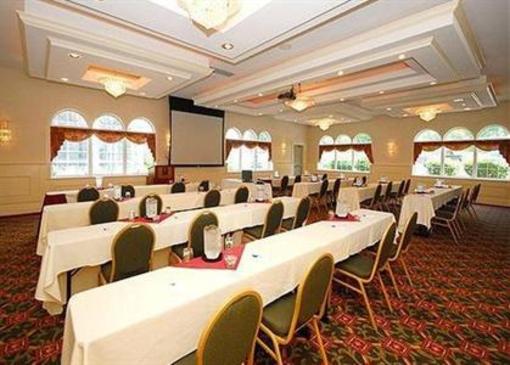 фото отеля Comfort Inn & Suites East Greenbush