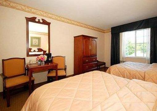 фото отеля Comfort Inn & Suites East Greenbush