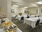 фото отеля Charter Inn & Suites