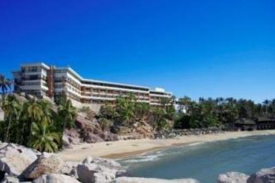 фото отеля Faro Beach Resort Mazatlan