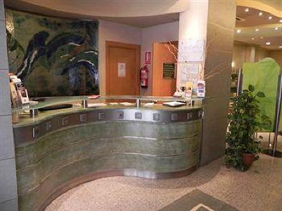 фото отеля Reina Ana Maria Hotel