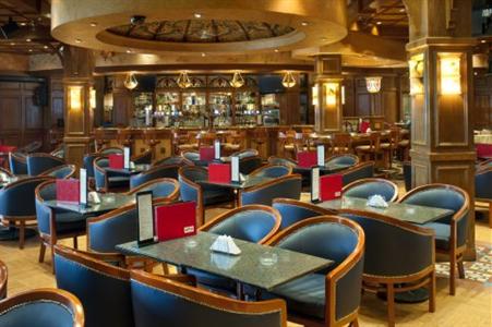 фото отеля Crowne Plaza Bahrain