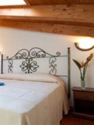 фото отеля B & B Su Ghindalu