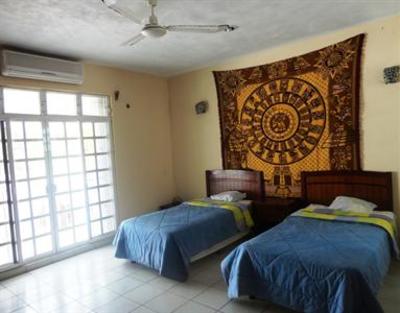 фото отеля Hostel Paakal