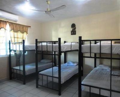 фото отеля Hostel Paakal