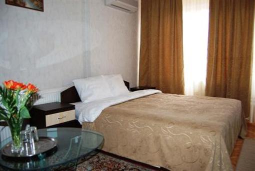 фото отеля Pension Azaro