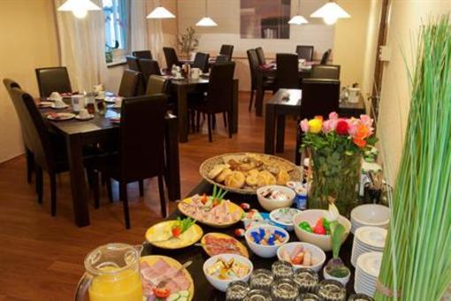 фото отеля Inntal Hotel Garni