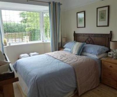 фото отеля Hilbre Bed and Breakfast