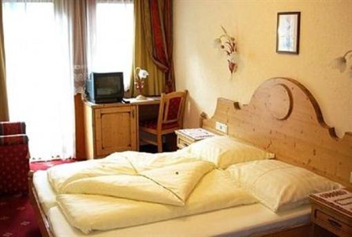 фото отеля Hotel Edelweiss Langenfeld