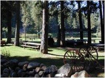фото отеля Greenhorn Creek Guest Ranch