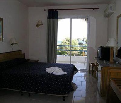 фото отеля Lardos Bay Hotel