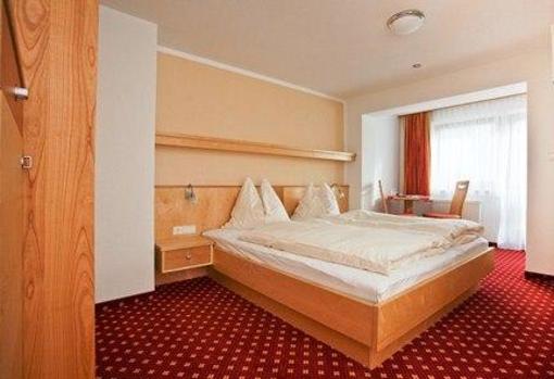 фото отеля Hotel Garni Regina Weerberg