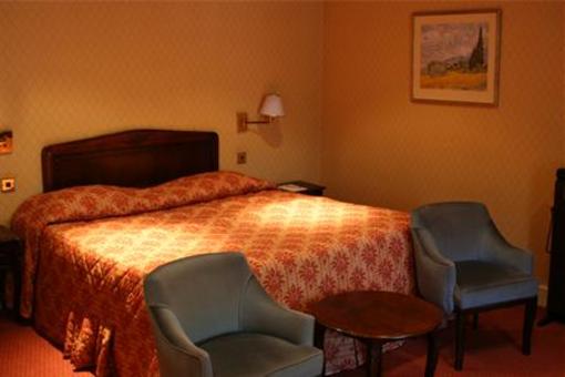 фото отеля The George Hotel & Restaurant
