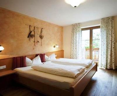 фото отеля Hotel Bauernhof Paulerhof Stumm