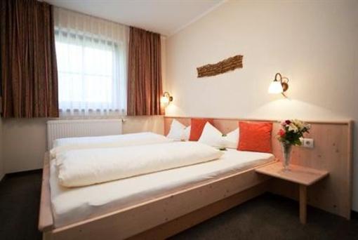 фото отеля Hotel Bauernhof Paulerhof Stumm