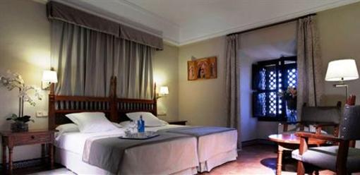 фото отеля Hotel Parador de Carmona