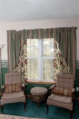 фото отеля Locust Brook Lodge Bed & Breakfast