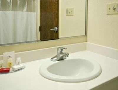 фото отеля Ramada Hotel Luling