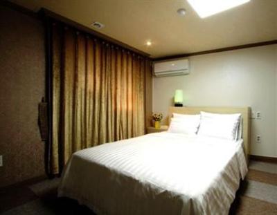 фото отеля Chuncheon Tourist Hotel