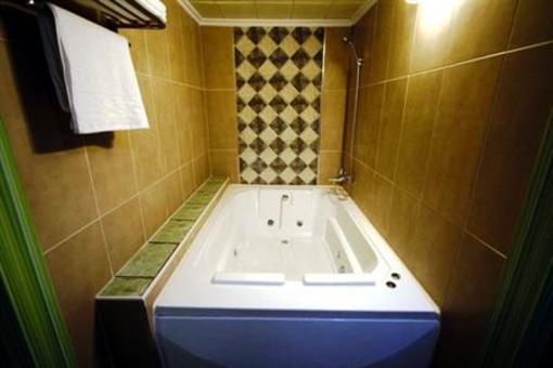 фото отеля Chuncheon Tourist Hotel