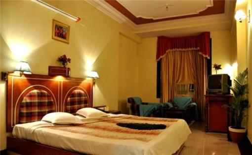 фото отеля Rishi Regency Hotel