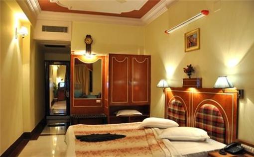 фото отеля Rishi Regency Hotel