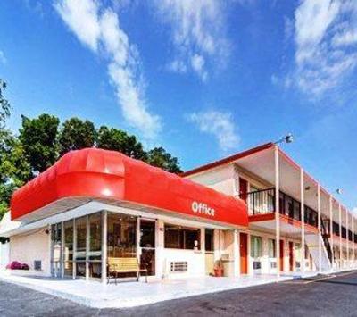 фото отеля Econo Lodge Bristol