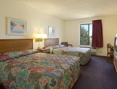 фото отеля Super 8 Motel Sun Prairie