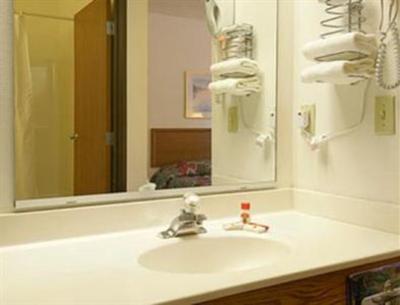 фото отеля Super 8 Motel Sun Prairie
