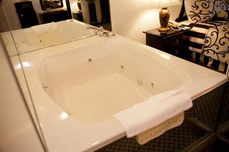 фото отеля BEST WESTERN Quiet House and Suites