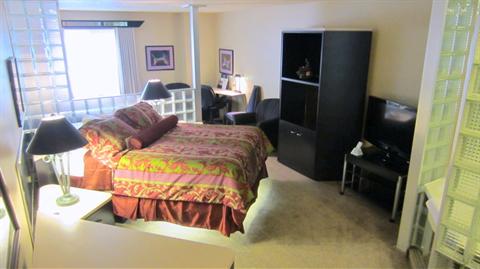 фото отеля BEST WESTERN Quiet House and Suites