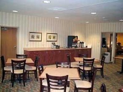 фото отеля Comfort Suites of Johnson Creek