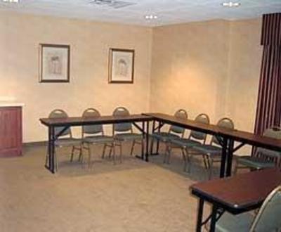 фото отеля Comfort Suites of Johnson Creek