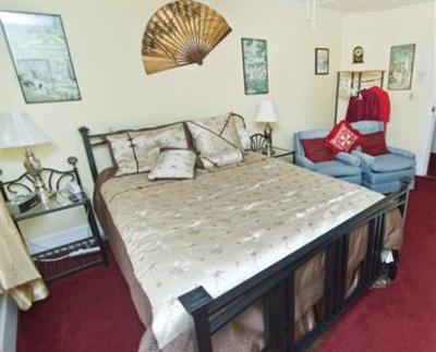 фото отеля Bavarian Lodge Bed and Breakfast
