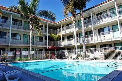 фото отеля Motel 6 Santa Barbara - Carpinteria North