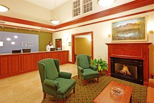 фото отеля Holiday Inn Express Durham (New Hampshire)