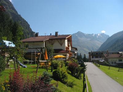 фото отеля s´Waldhaus Hotel Sankt Leonhard im Pitztal