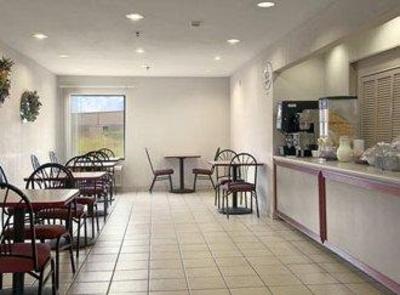 фото отеля Super 8 Motel Olive Branch