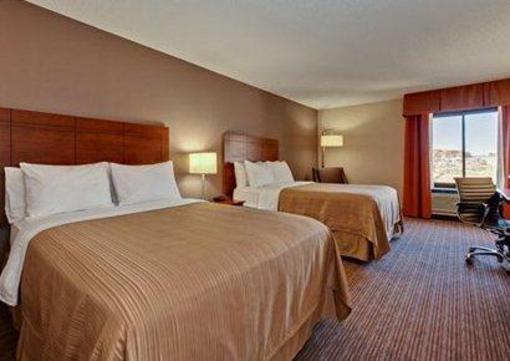 фото отеля Quality Inn & Suites Matthews