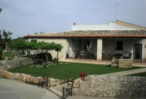 фото отеля Agriturismo Case Don Ignazio Noto