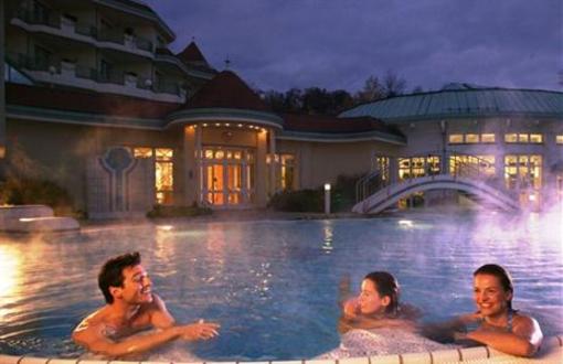 фото отеля Thermen- & Vitalhotel