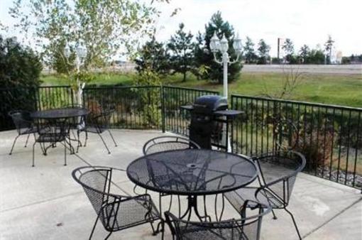 фото отеля Crossings Inn & Suites Baxter