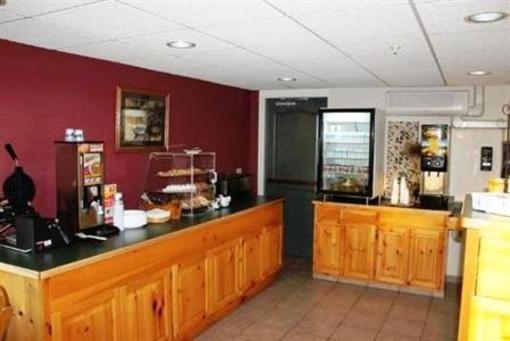 фото отеля Crossings Inn & Suites Baxter