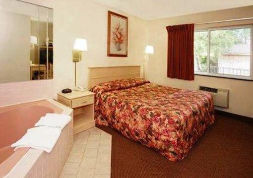 фото отеля Econo Lodge DeWitt