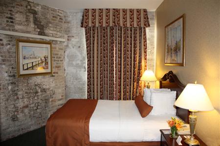 фото отеля BEST WESTERN PLUS St. Christopher Hotel