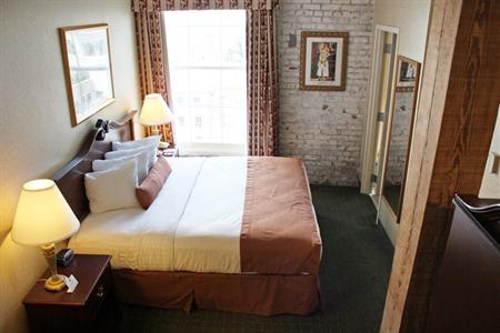 фото отеля BEST WESTERN PLUS St. Christopher Hotel