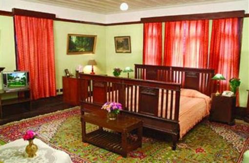 фото отеля Woodville Palace