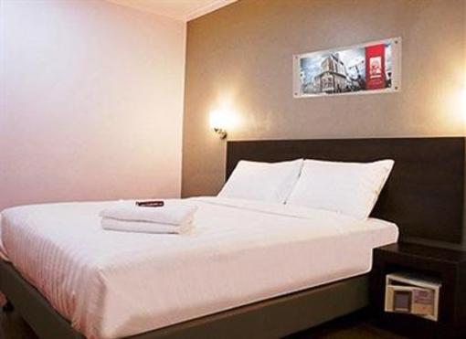 фото отеля Tune Hotels .com Waterfront Kuching